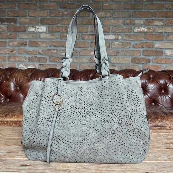 Violet Ray Faux Suede Laser Cut Gray Tote Bag Lined Boho Chic EUC mulberryfoundr - Picture 1 of 16